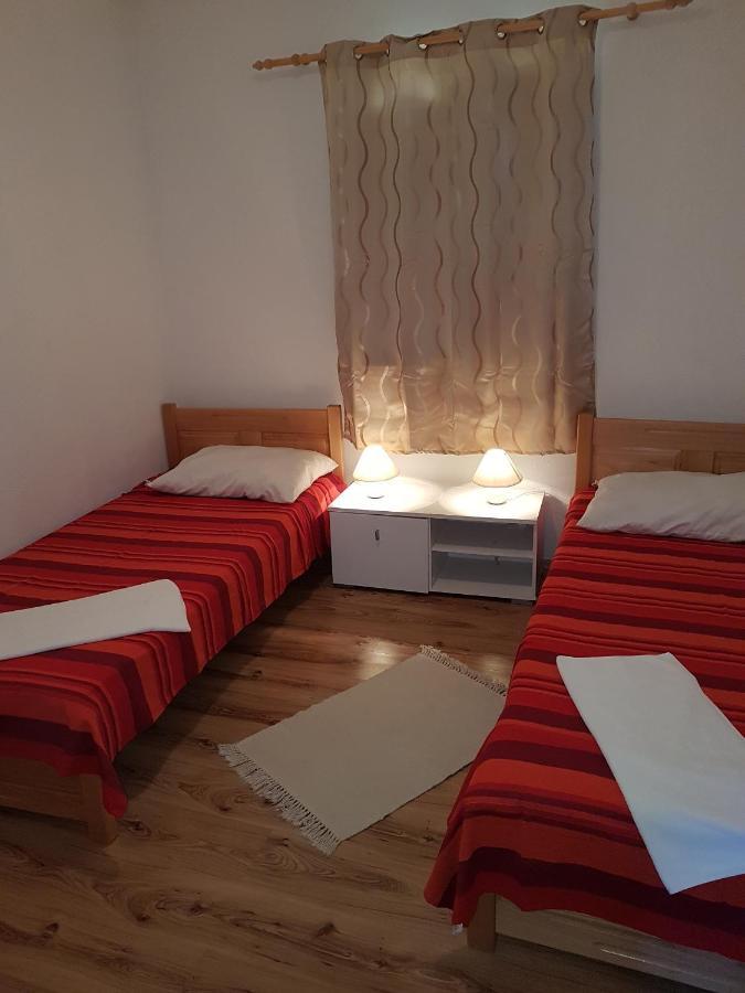 Family Friendly Seaside Apartments Kanica, Rogoznica - 12895 Esterno foto